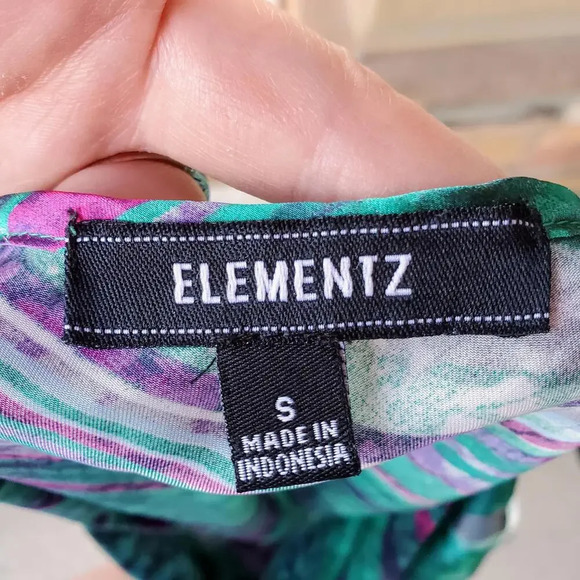 Elementz Abstract Multicolor Sleeveless Silky Draped Collar Blouse Women's Small - Picture 2 of 15